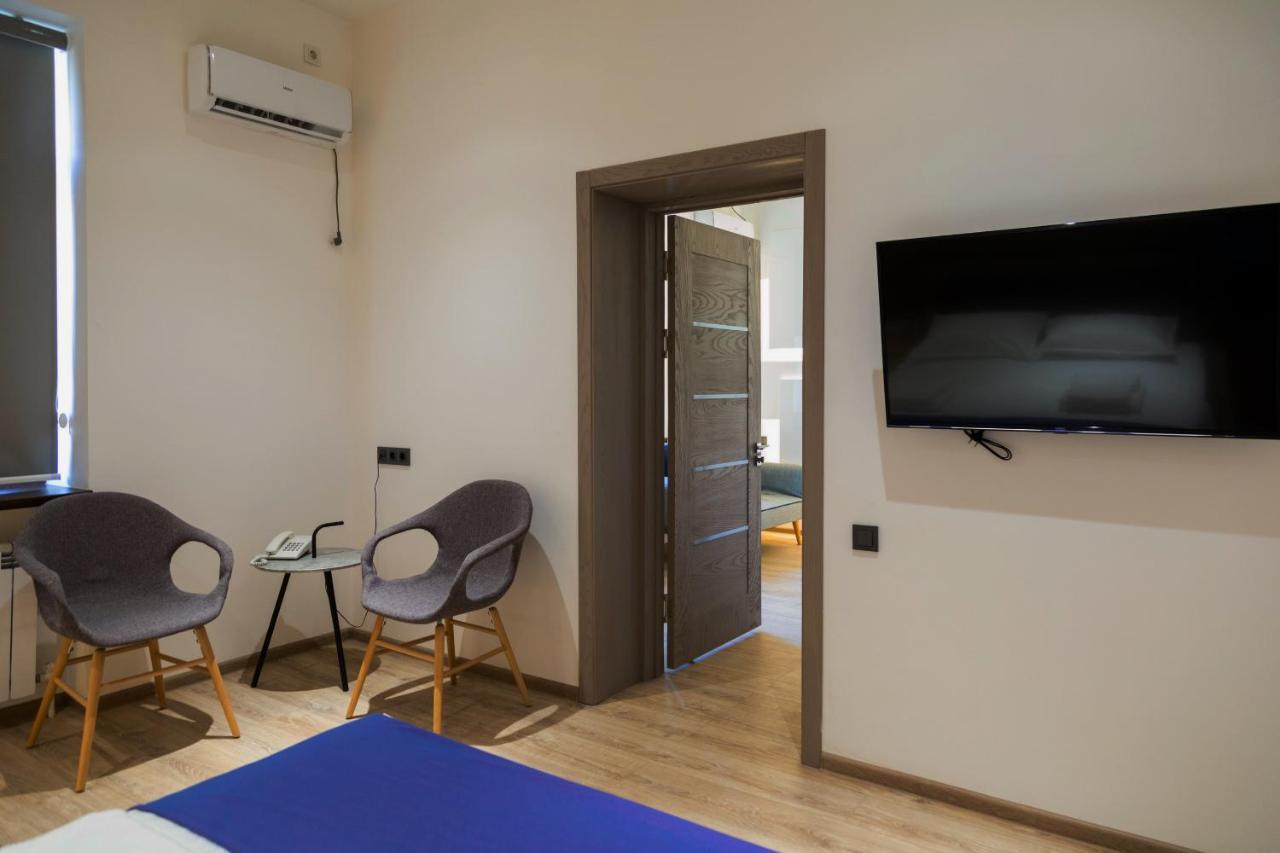 Hotel Iris Ташкент Екстериор снимка