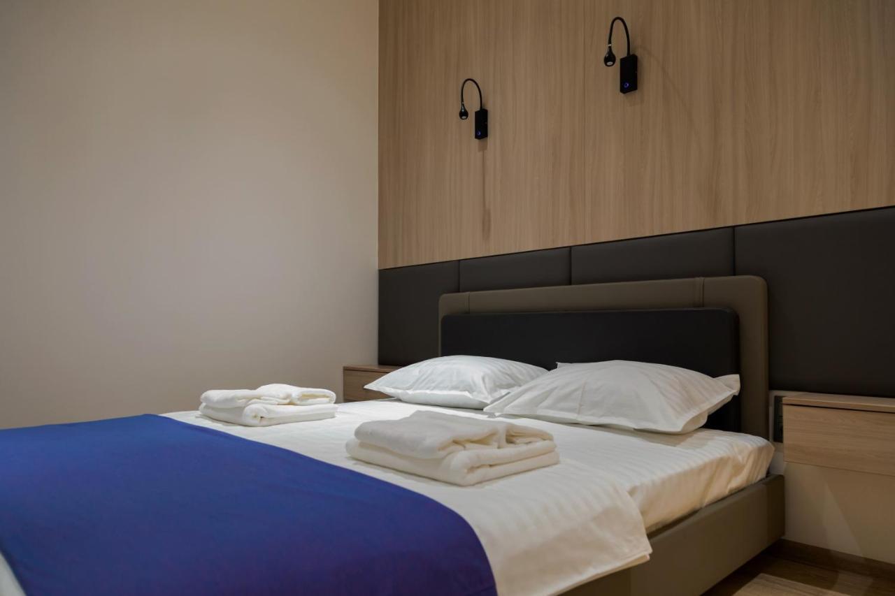 Hotel Iris Ташкент Екстериор снимка