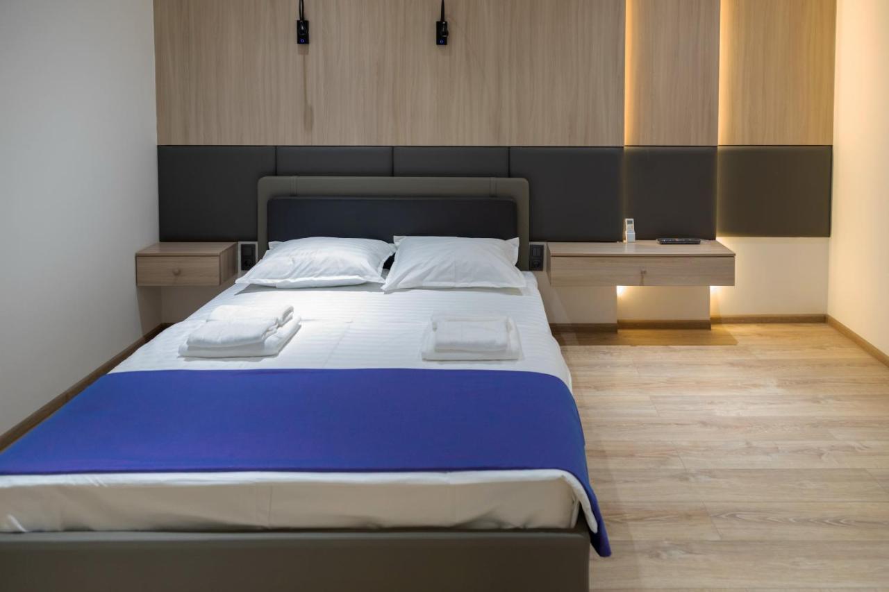 Hotel Iris Ташкент Екстериор снимка