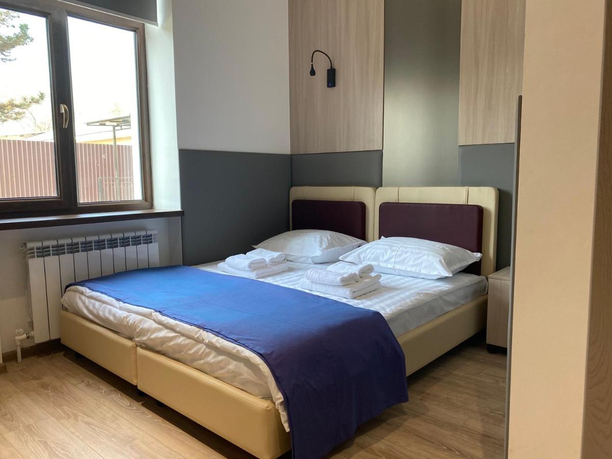 Hotel Iris Ташкент Екстериор снимка